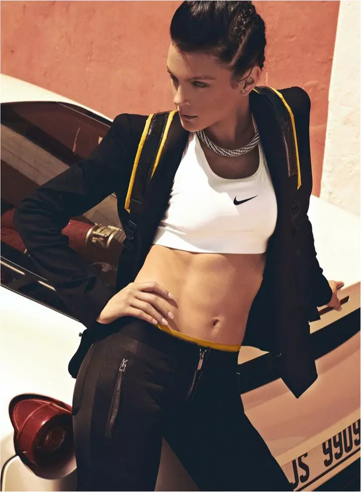 Jessica Stam er sporty Glam for Harper's Bazaar Tyrkias juli-cover-shoot av Koray Birand