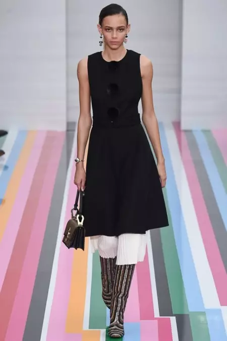 Salvatore Ferragamo Fall 2016 | مىلان مودا كىيىم ھەپتىلىكى