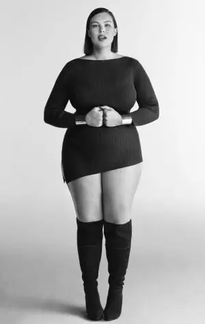 Lane Bryant dia nandefa fanentanana #PlusisEqual miaraka amin'i Candice Huffine, Ashley Graham + More