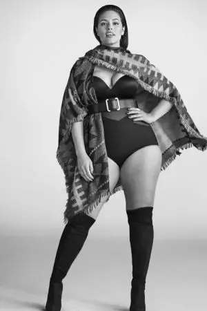 Lane Bryant lanceert #PlusisEqual-campagne met Candice Huffine, Ashley Graham + More