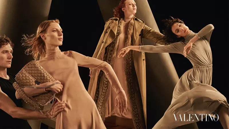 Valentino สวมธีมบัลเล่ต์สำหรับแคมเปญฤดูใบไม้ร่วง-ฤดูหนาว 2016