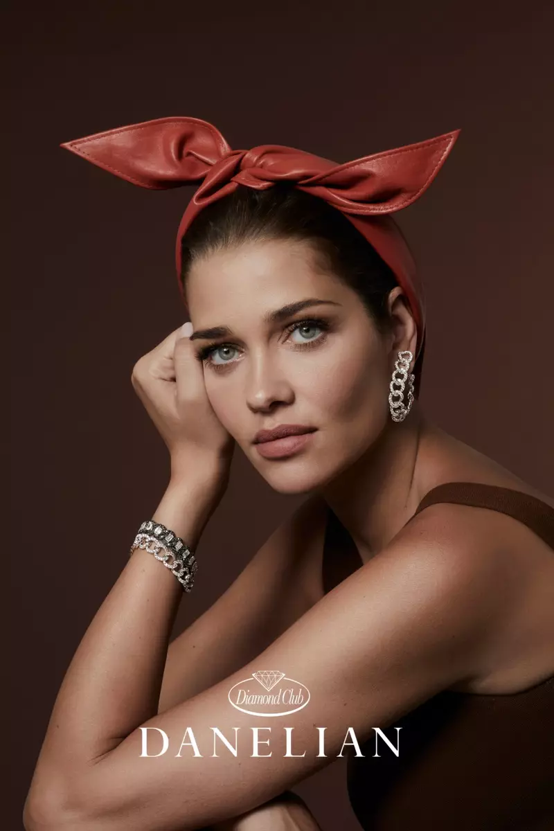 Ana Beatriz Barros glumi u kampanji Danelian Diamond Club