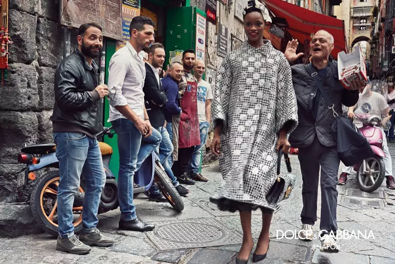 Mayowa Nicholas è la protagonista della campagna autunno-inverno 2016 di Dolce & Gabbana