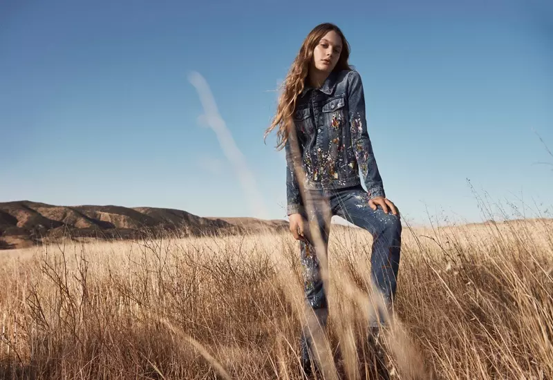 Ariel Murtagh makita sa Calvin Klein Jeans 'spring-summer 2018 nga kampanya