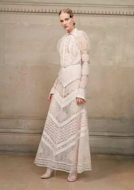 Givenchy Haute Couture ໄປຕາເວັນຕົກສໍາລັບພາກຮຽນ spring 2017