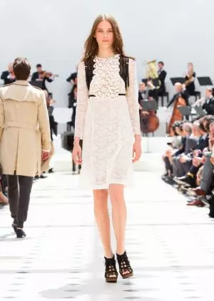 Pretty in Lace: Burberry Spring 2016 Dresses