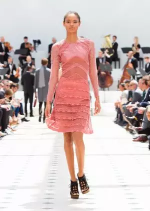 Pretty in Lace: Burberry Spring 2016 Dresses