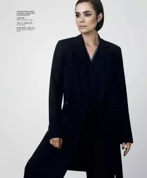 Shannyn Sossamon yn Gwisgo'n Glyd yn Chwilio am InStyle Russia gan Andrew Yee