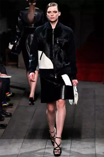 Loewe Fall 2012 | Wiki ya Mitindo ya Paris