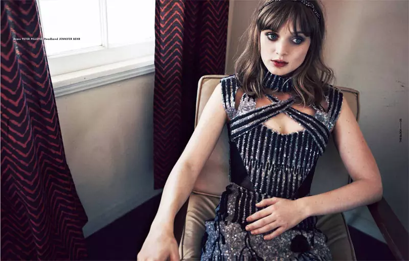 Bella Heathcote Mempunyai Semangat Remaja untuk Blok F/W 2012