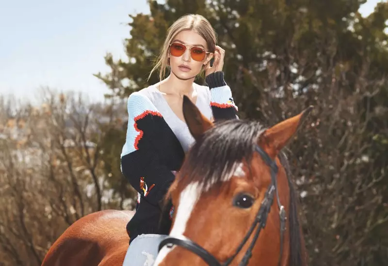 Awọn irawọ Gigi Hadid ni ipolongo Agbeju Vogue