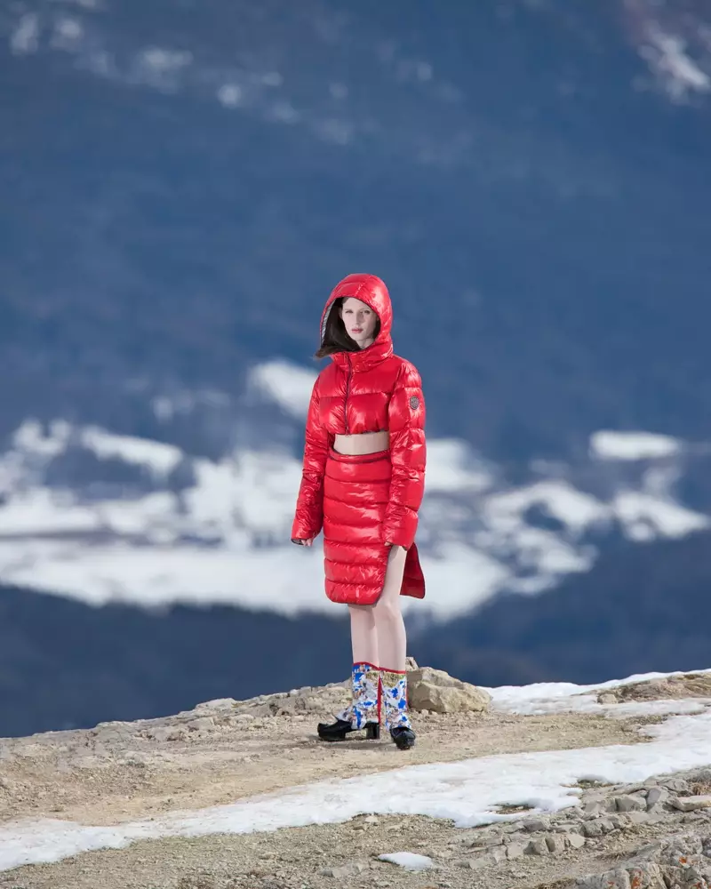 Lina Simonsen Colmar A.G.E. giydiği için kış stili elden geçiriliyor. by Morteza Vaseghi tozluklu dolgulu etek.