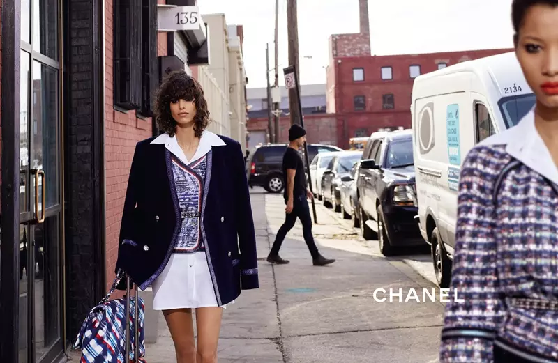 Chanel je svojo kampanjo spomladi 2016 fotografiral v Brooklynu v New Yorku