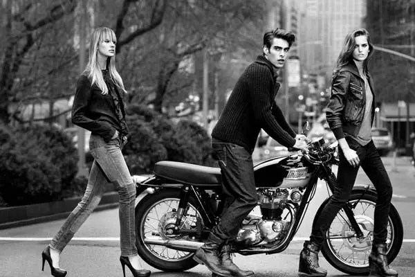 DKNY Jeans Fall 2011 kampaniýasy | Anne Wyalitsyna, Izabel Goulart we Inez & Vinoodh tarapyndan Aline Weber