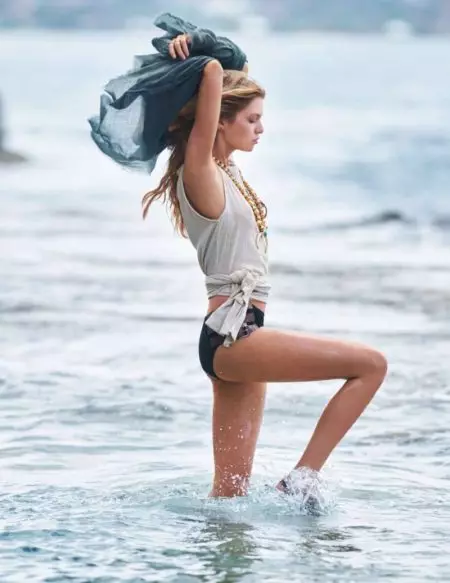 Stella Maxwell Fa'ata'ita'i le Tulaga Matafaga Sili i ELLE Farani