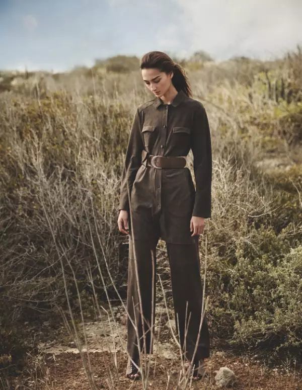 Bruna Tenorio model jumpsuit khaki