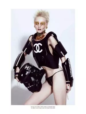 A Private Obsession: Enly Tammela av Jamie Nelson i Chanel for No Tofu