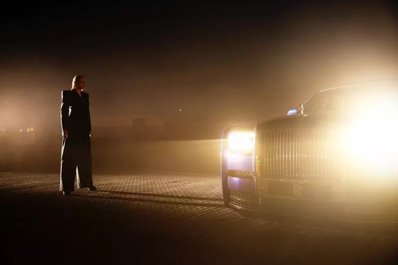 L'actrice Gwendoline Christie dans les coulisses du film Rolls-Royce Phantom