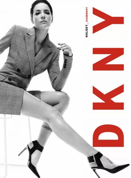 Halsey DKNY Fall 2019 अभियानको लागि पोज स्ट्राइक गर्दछ