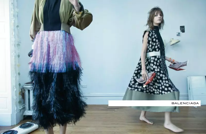 Juliane Gruner, Laura Kampman, Rosie Tapner & Kirstin Liljegren kanggo Balenciaga Spring 2012 Campaign dening Steven Meisel