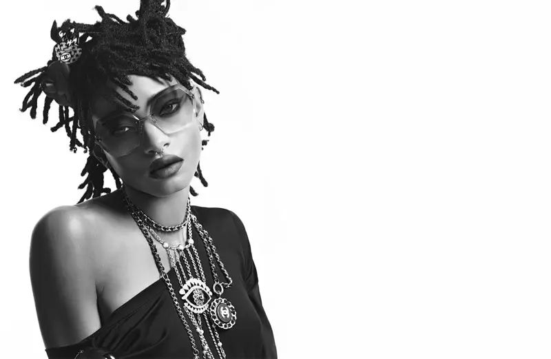 Reba Ndetse Amafoto Yinshi ya Chanel Eyewear Campagne ya Willow Smith