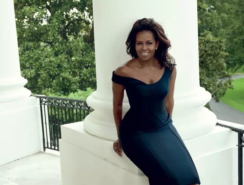 First Lady of the United States Michelle Obama dra Atelier Versace-rok. Foto: Annie Leibovitz/VOGUE