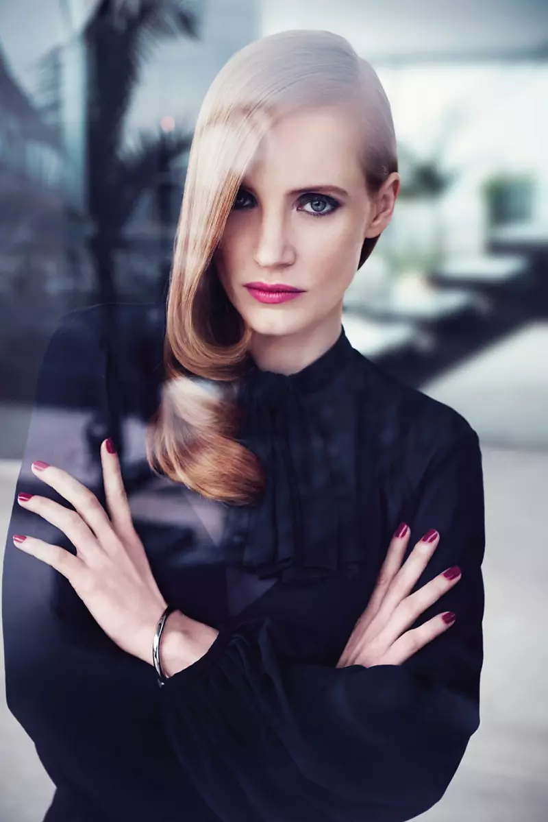 Jessica Chastain joue dans de nouveaux clichés pour le manifeste YSL