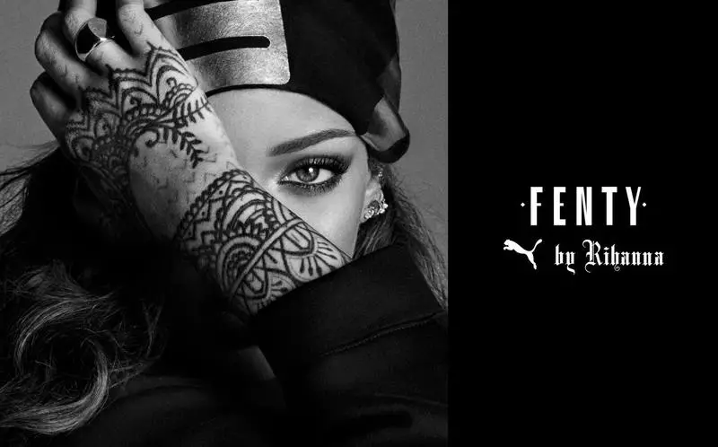 Ријана ги покажа своите тетоважи во рекламната кампања Fenty Puma од Ријана пролет 2017 година