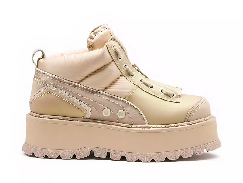 Fenty Puma oleh Rihanna Zipped Sneaker Boots di Semolina/Beige $390