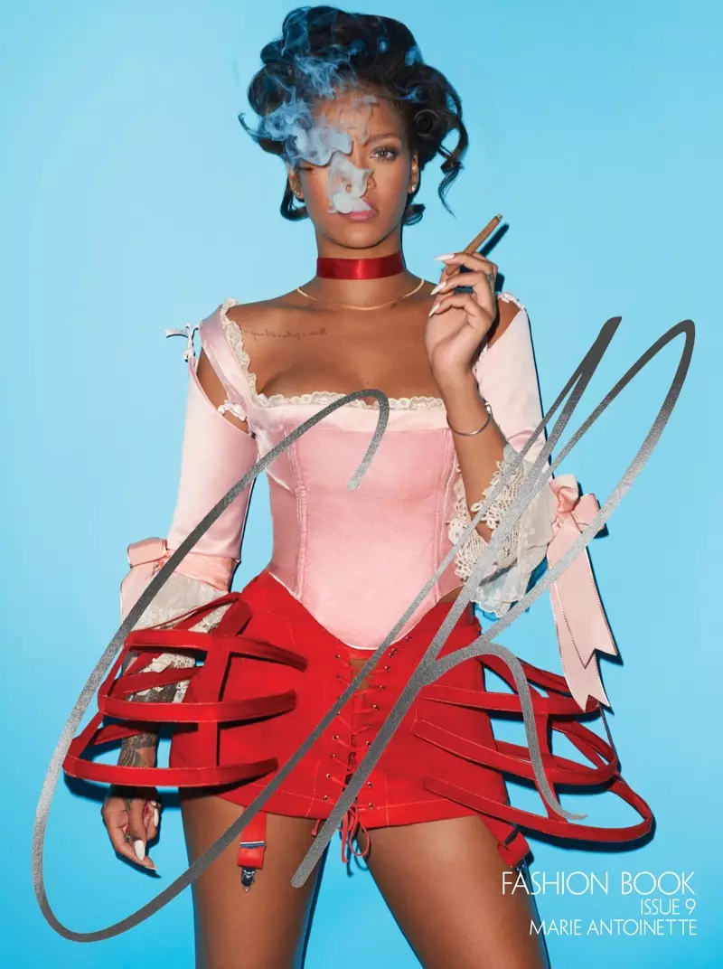 Rihanna CR Fashion Book #9 Sonbahar/Kış 2016 Kapağında