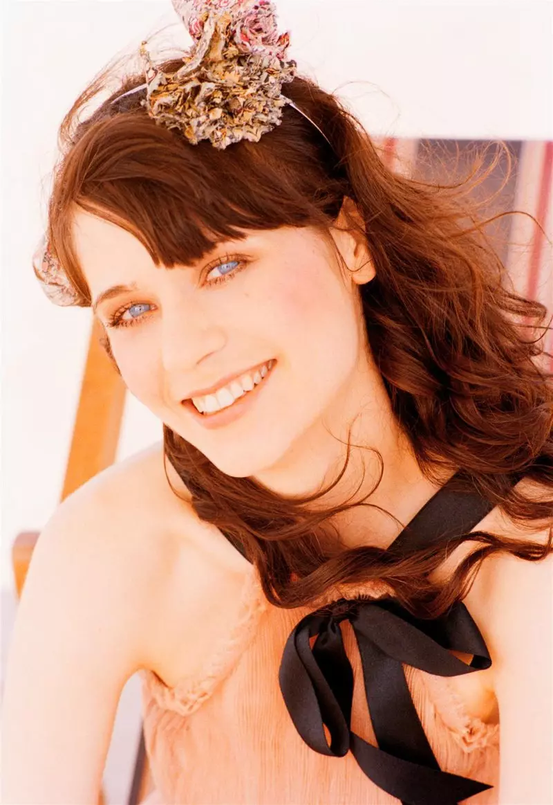 សម្រស់ពេលព្រឹក | Zooey Deschanel ដោយ Ellen von Unwerth