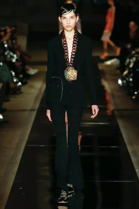 Givenchy s'attaque à la nature et à la spiritualité pour le printemps 2017