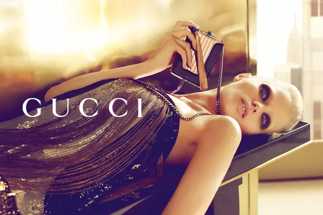 Abbey Lee Kershaw e Karmen Pedaru para a campanha Gucci Spring 2012 por Mert & Marcus