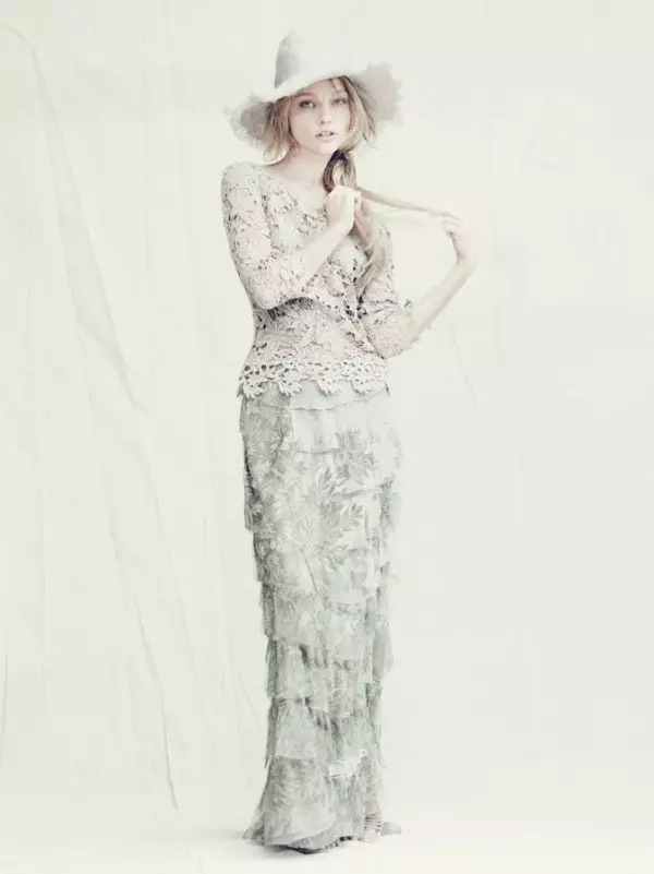 Alberta Ferretti orisun omi 2011 ipolongo | Sasha Pivovarova nipasẹ Paolo Roversi