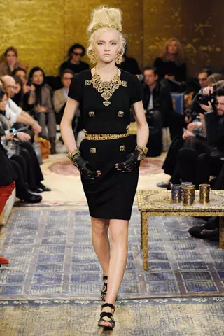 Chanel Pra-Musim Gugur 2011