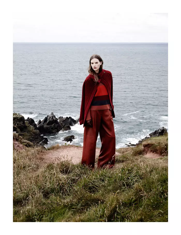 Sara Blomqvist od Bena Tomsa pre Harper's Bazaar UK