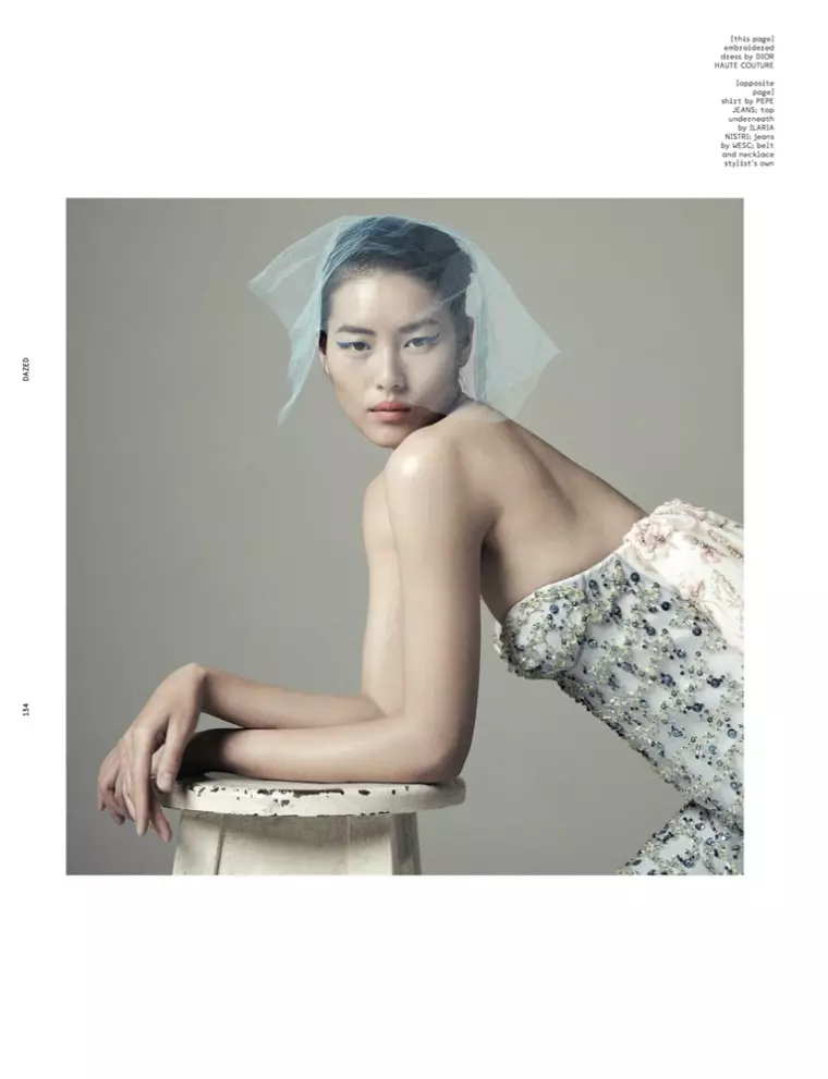 Liu Wen ale soti nan jou nan Couture pou Nimewo Desanm Dazed & Confused la