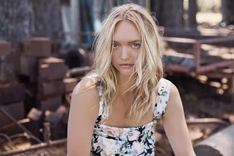 Giatubang ni Gemma Ward si Auguste ang kampanya sa Label Grace