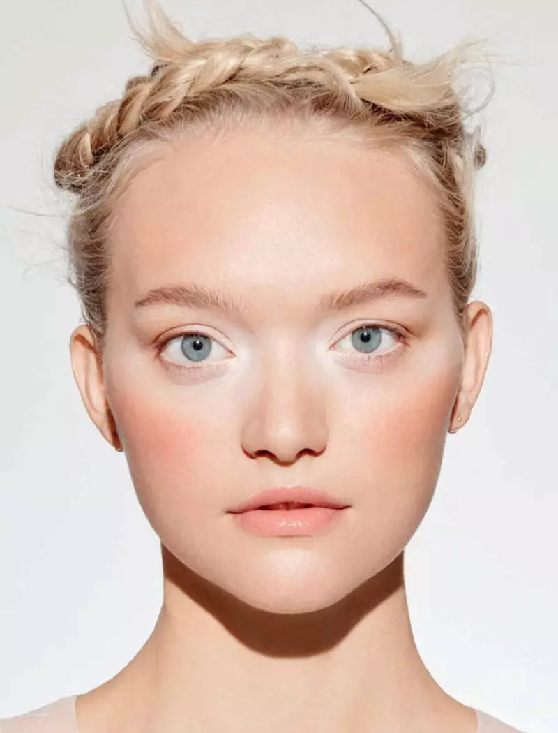 Gemma Ward modelliert Chanel-Make-up-Looks im Mode-Editorial