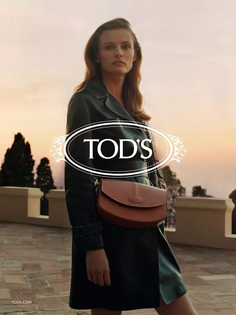 Malli Edita Vilkeviciute edustaa Tod's resort 2020 -kampanjaa