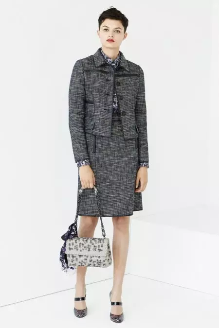 Bottega Veneta Resort 2017 için Cilalı Pastellere Odaklandı