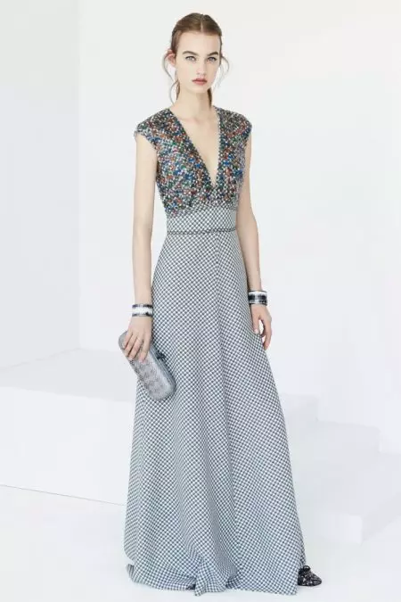 Bottega Veneta se centra en els pastels polits per al Resort 2017