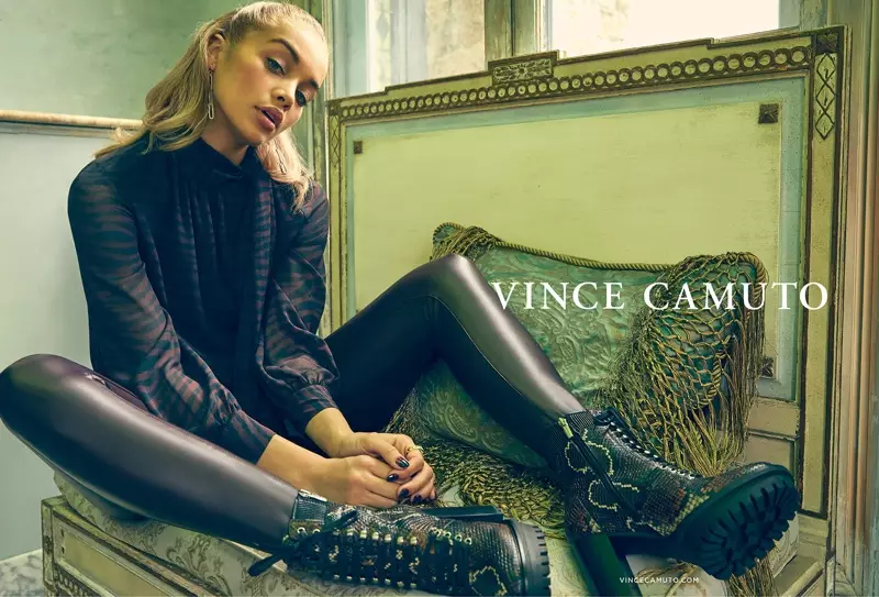 'n Beeld van Vince Camuto se herfs 2019-advertensieveldtog