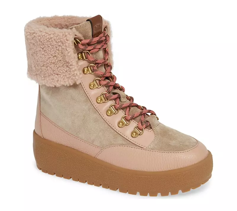 Bota à prova de intempéries Coach Tyler Genuine Shearling Trim em Oat/Blush $ 324,95