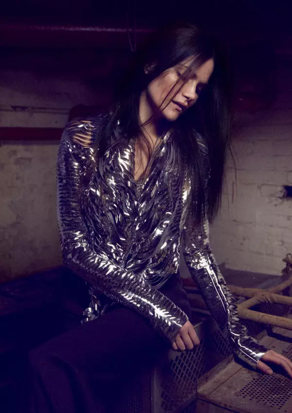 Missy Rayder na Beau Grealy kwa Gray S/S 2011