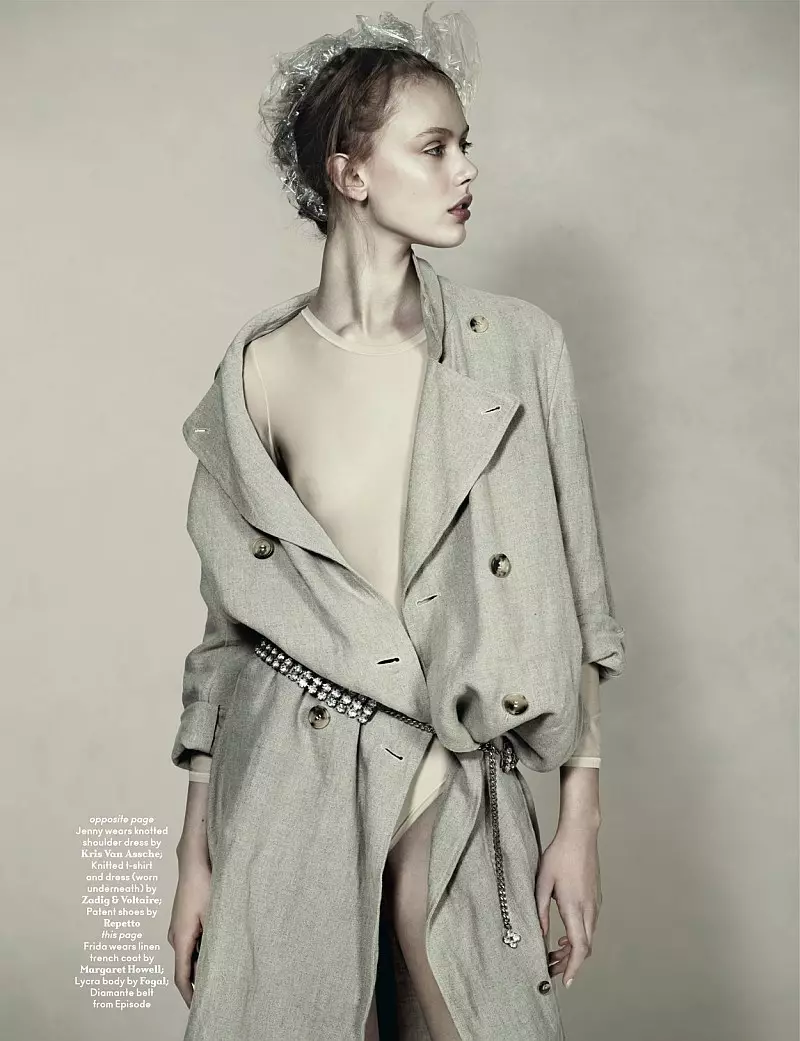 Frida Gustavsson, Anastasia Kuznetsova & Jenny Sinkaberg troch Josh Olins | In oare maitiid 2010