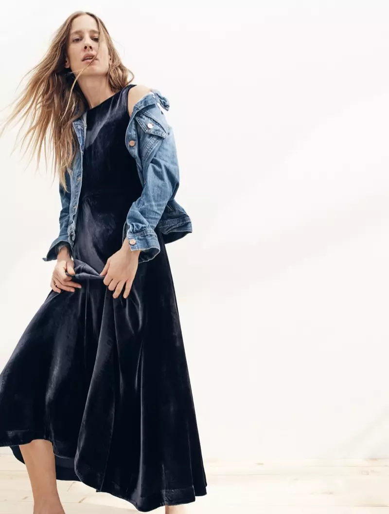 J. Crew Denimjacke yn Newton Wash, Samling Velvet Maxi Jurk en Leather Loafer Mules