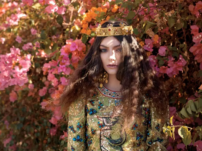 Lorde ziet eruit als Royalty voor The Wild Magazine door Stevie en Mada