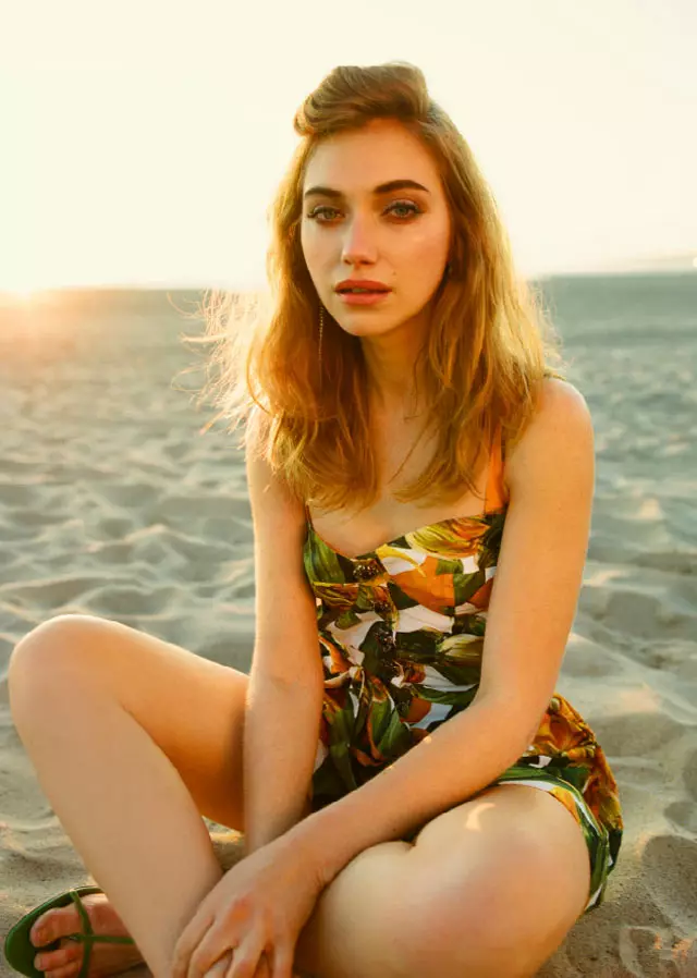 Imogen Poots troch Hilary Walsh foar Tank Spring 2012