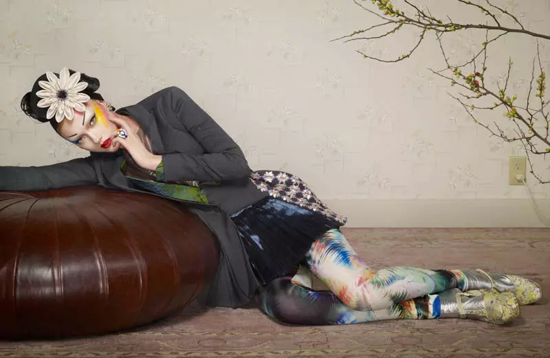 Yumi Lambert ni 'Pop Geisha' kuri Jalouse Werurwe 2013 na Erwin Olaf